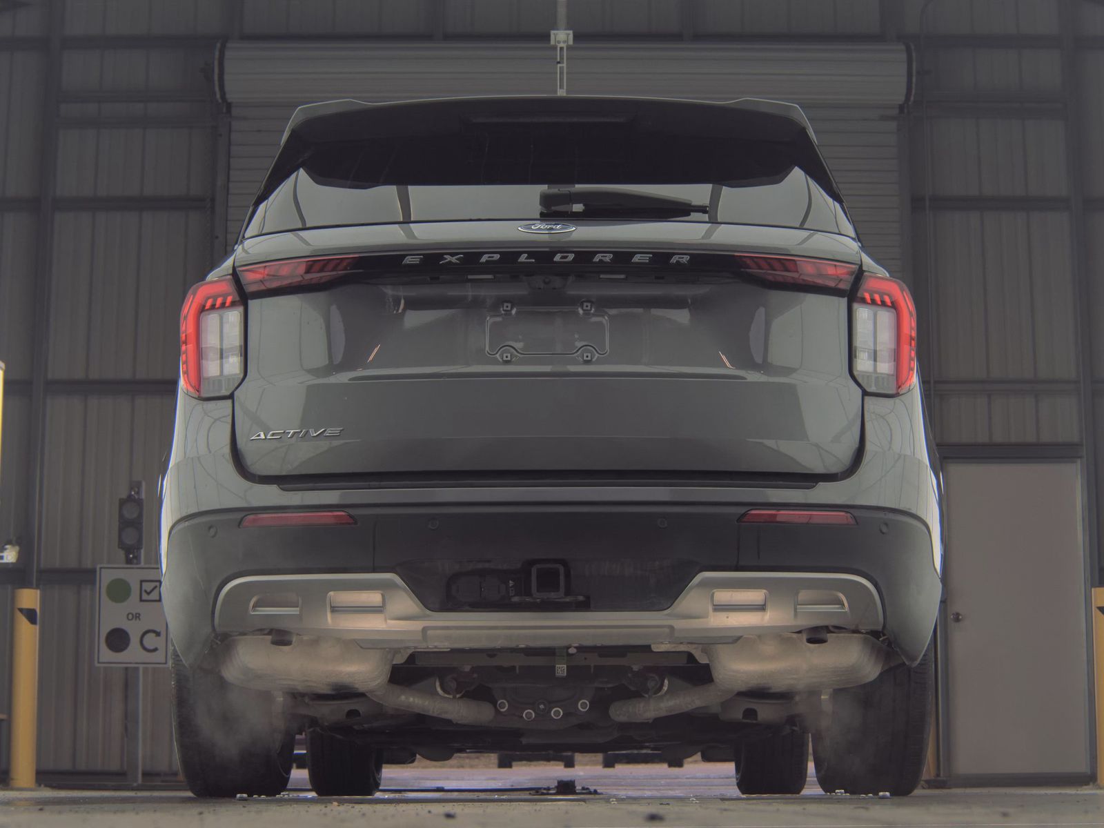 2025 Ford Explorer Active RWD