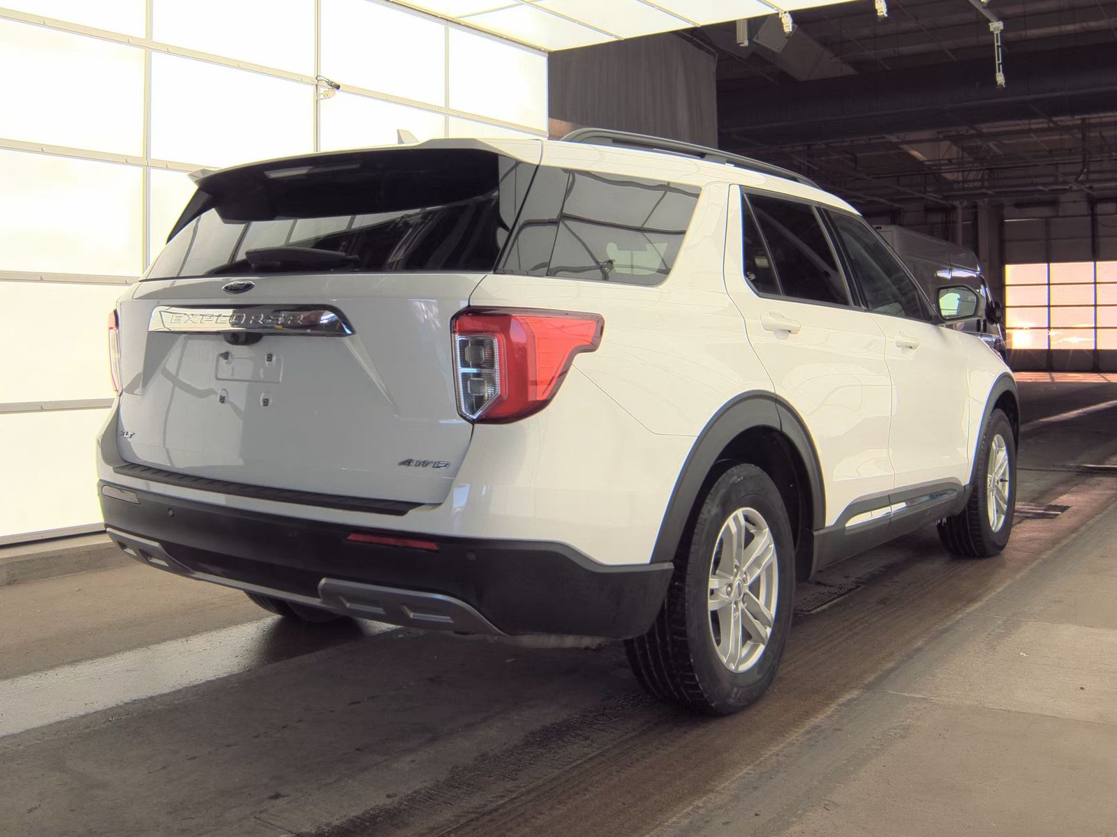 2023 Ford Explorer XLT AWD