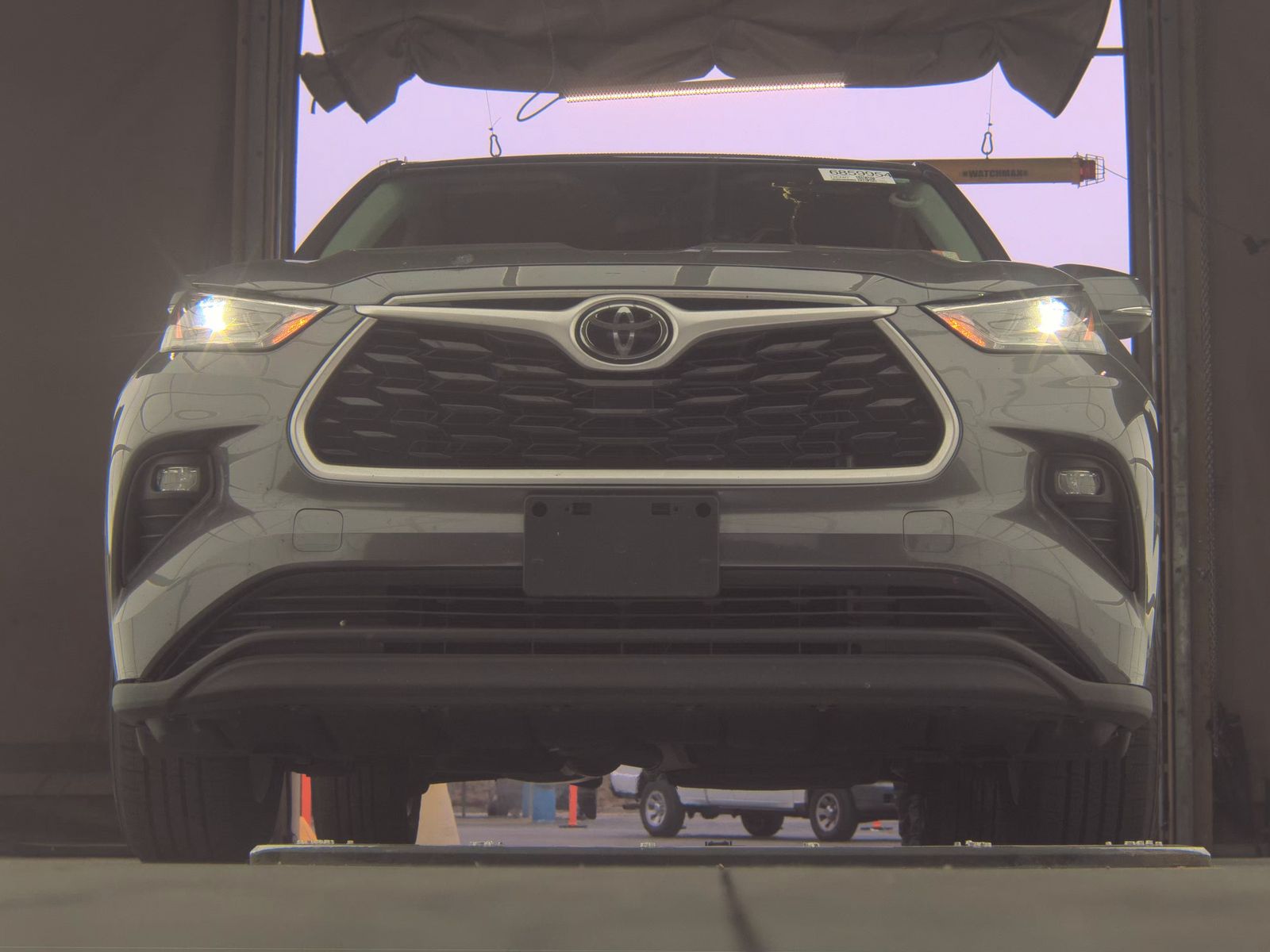 2022 Toyota Highlander LE FWD