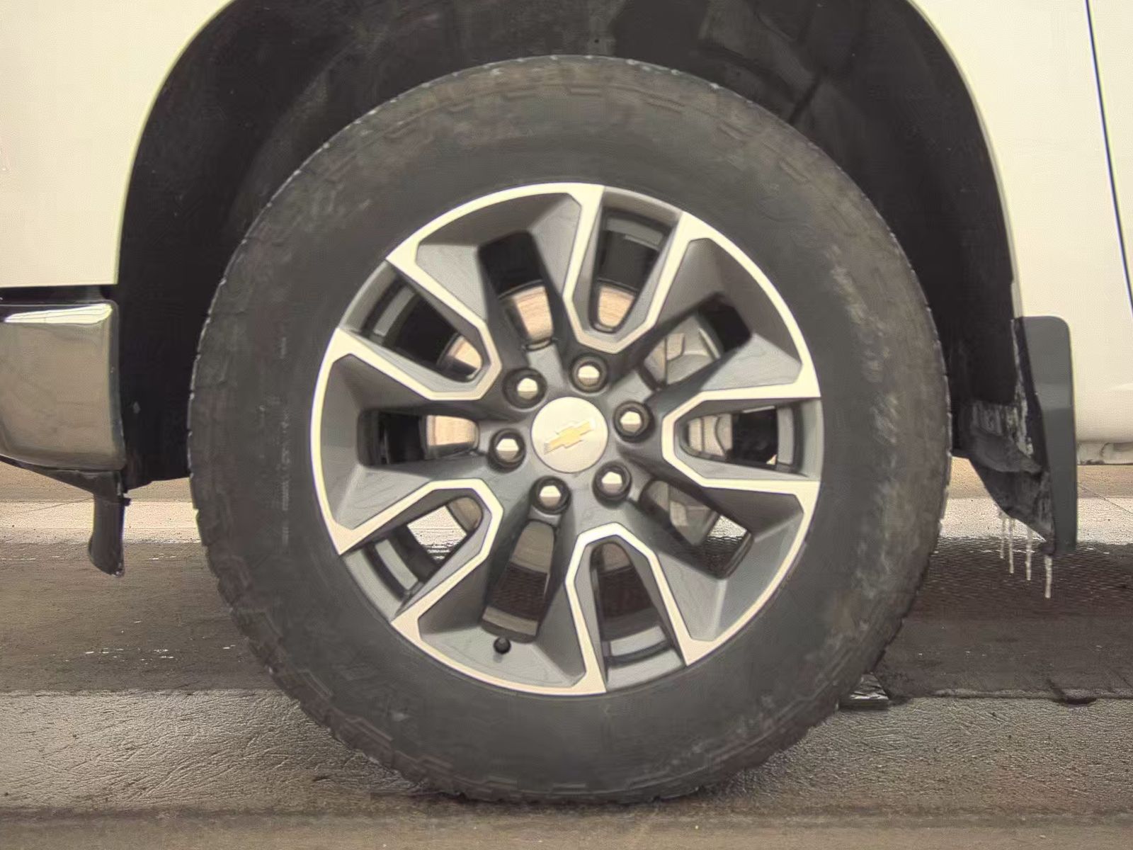 2023 Chevrolet Silverado 1500 LT AWD