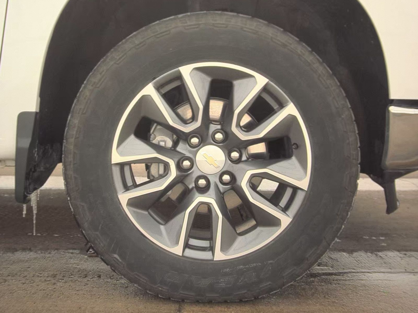 2023 Chevrolet Silverado 1500 LT AWD