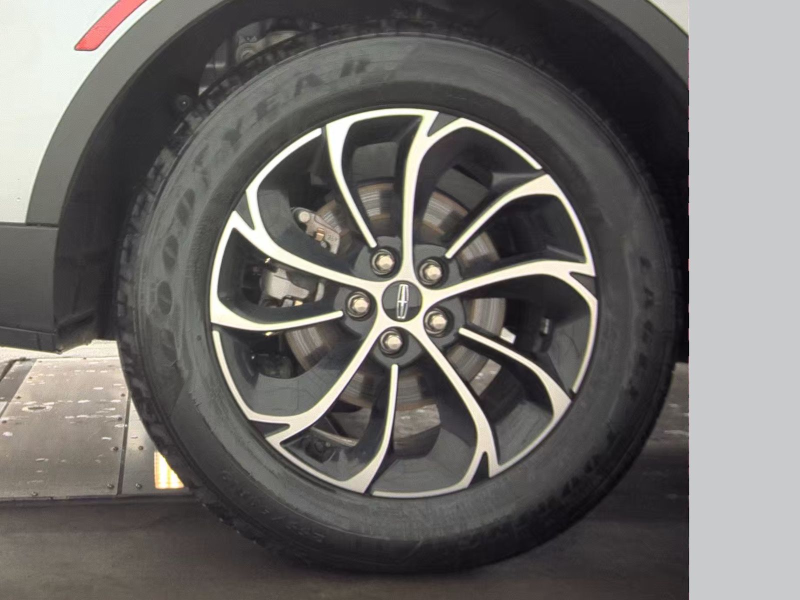 2025 Lincoln Nautilus Premiere AWD