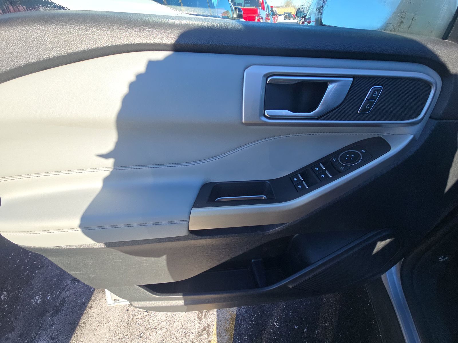 2023 Ford Explorer XLT AWD