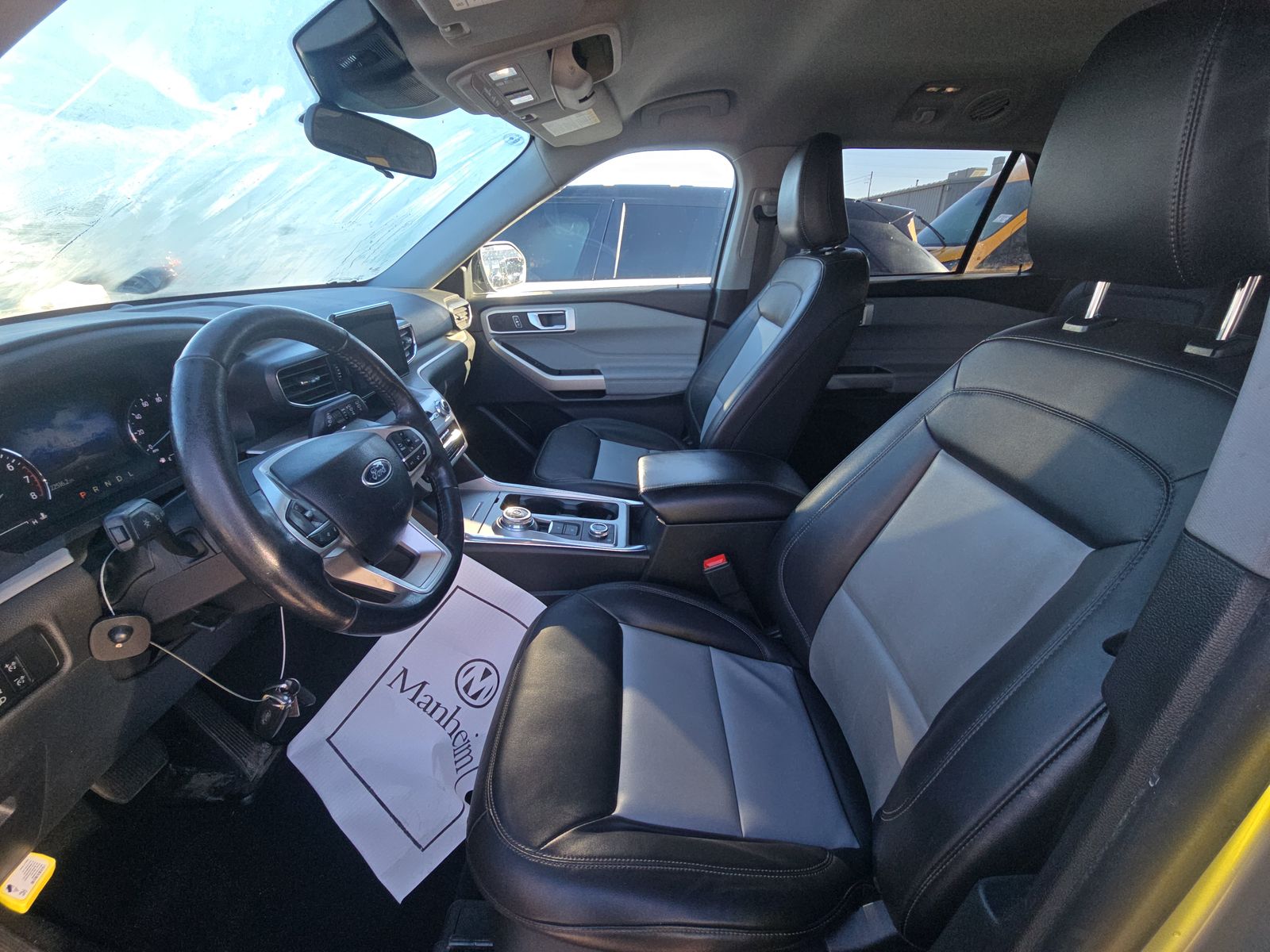 2023 Ford Explorer XLT AWD