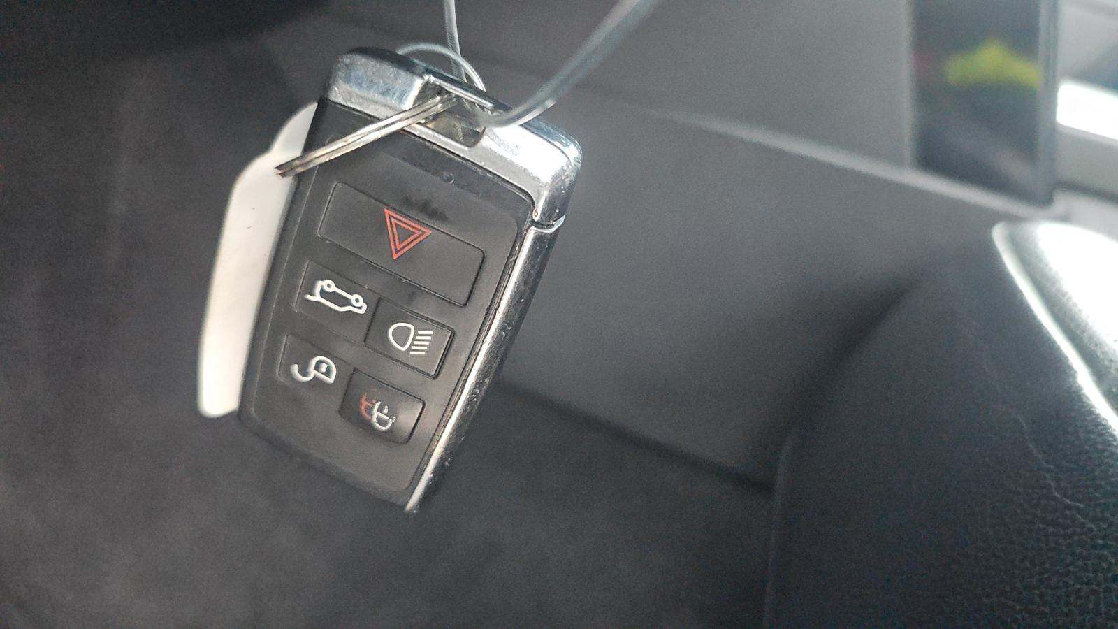 2020 Land Rover Discovery SE AWD