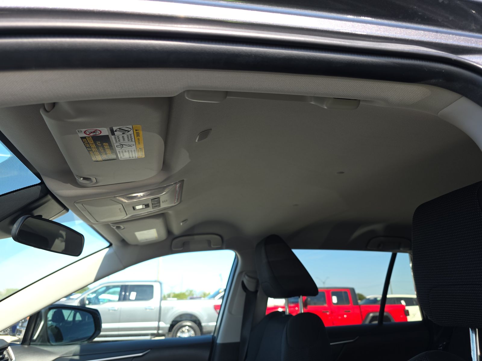 2024 Toyota RAV4 LE FWD