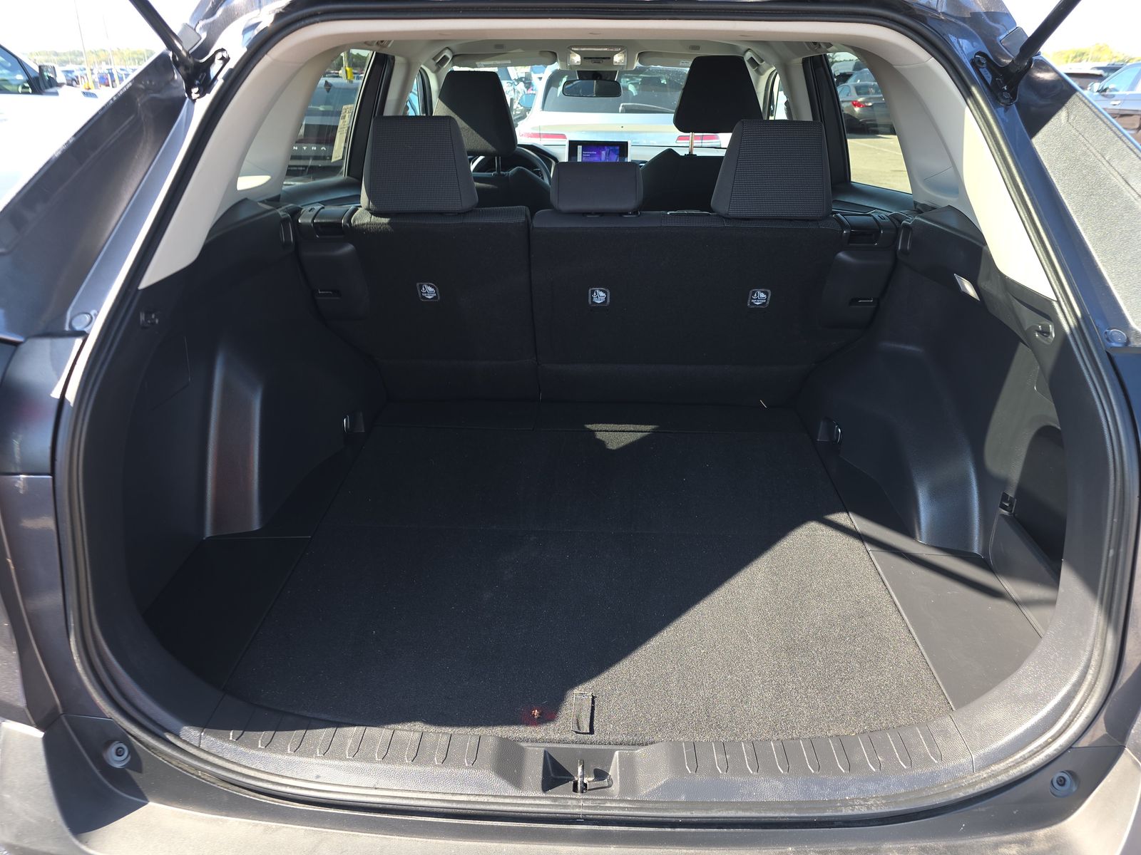 2024 Toyota RAV4 LE FWD