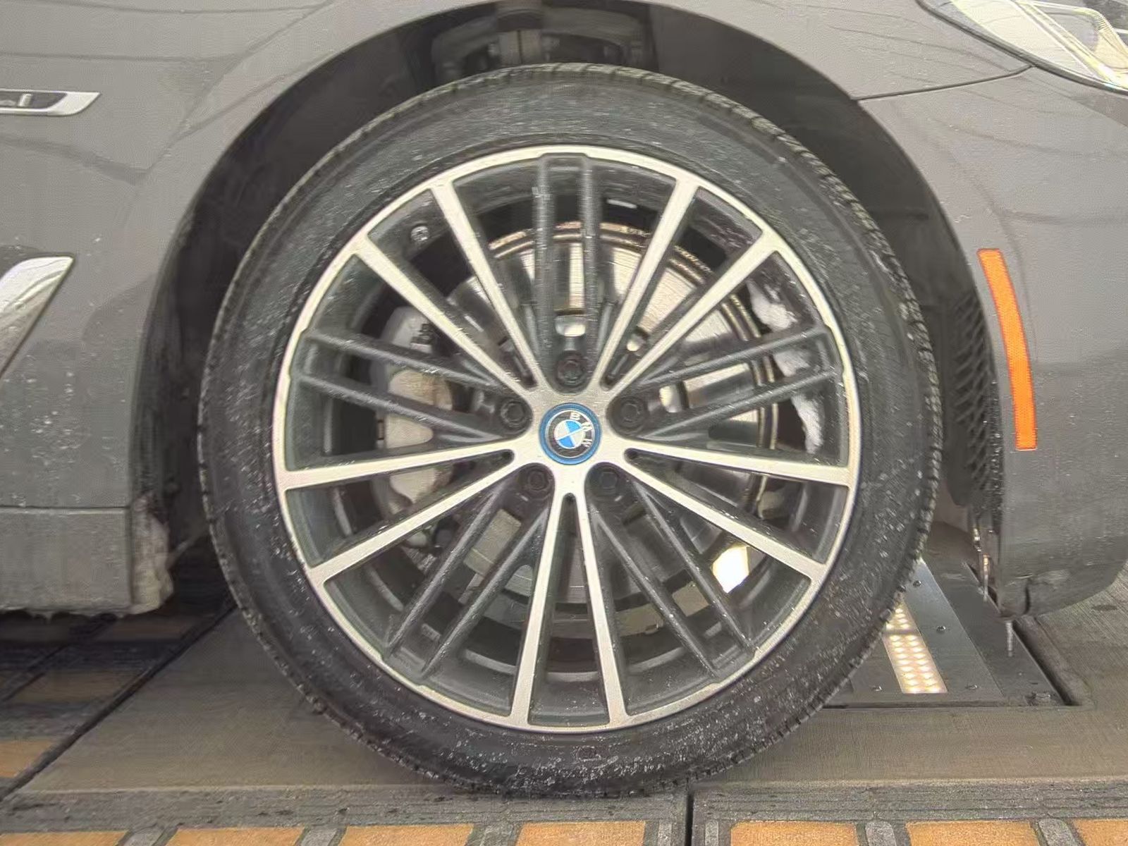 2022 BMW 5 Series 530e xDrive AWD