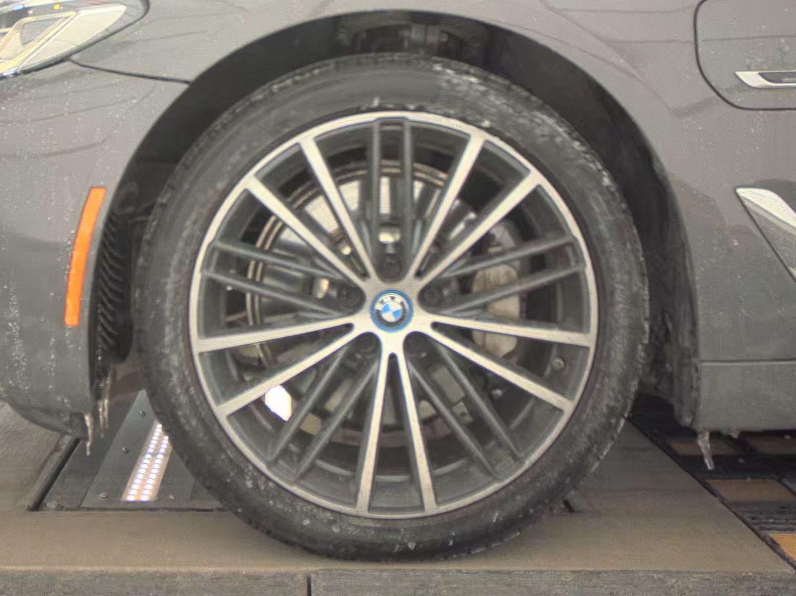 2022 BMW 5 Series 530e xDrive AWD