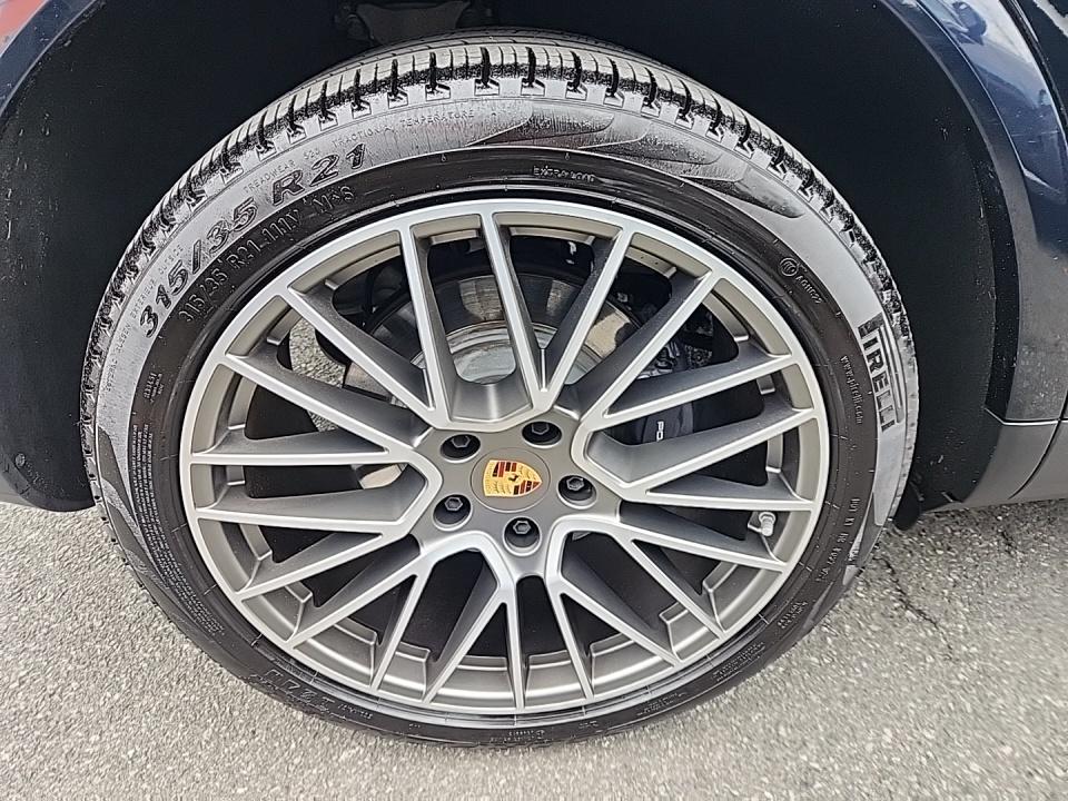 2023 Porsche Cayenne E-Hybrid Platinum Edition AWD