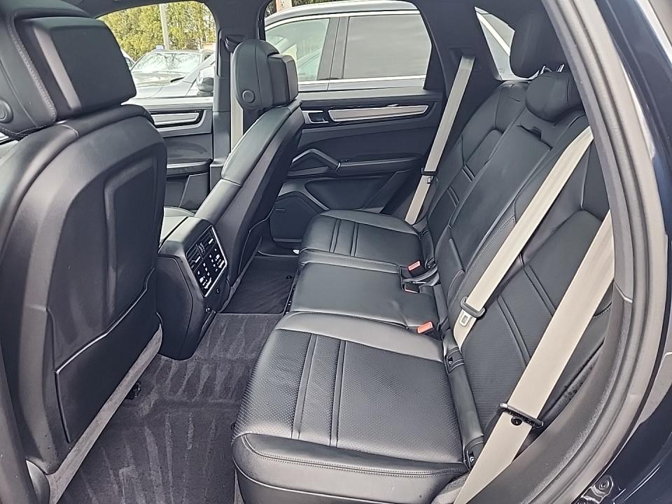 2023 Porsche Cayenne E-Hybrid Platinum Edition AWD