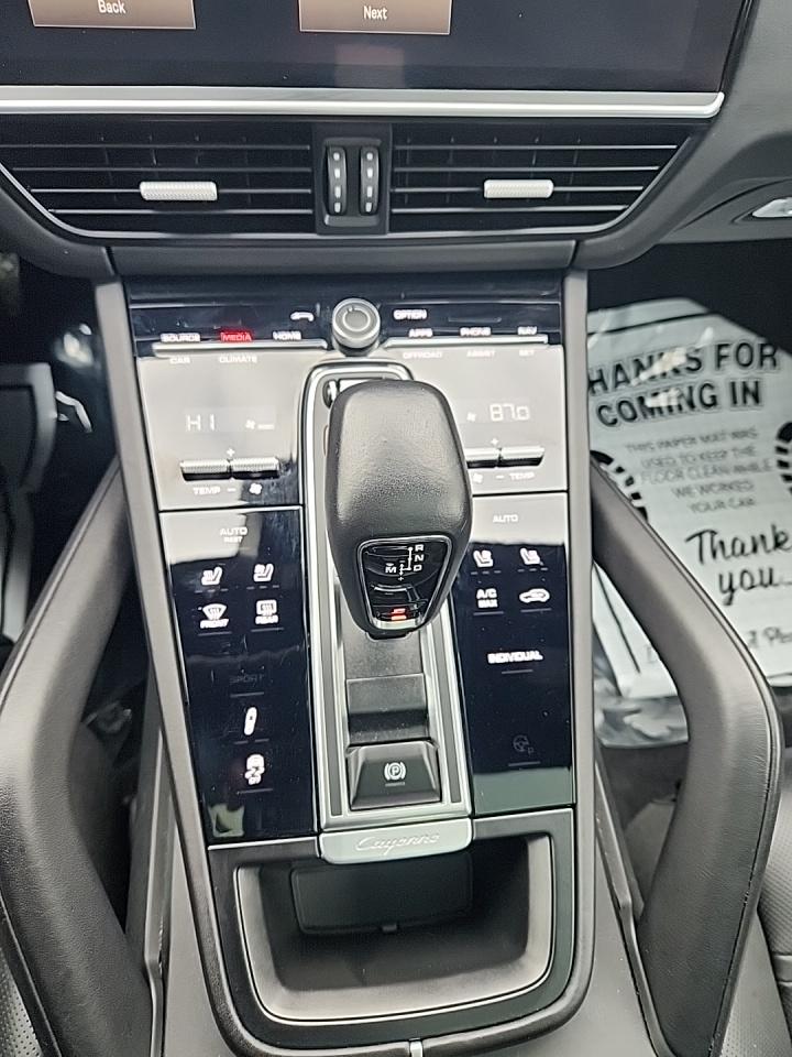 2023 Porsche Cayenne E-Hybrid Platinum Edition AWD