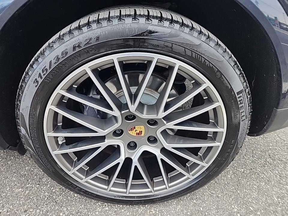 2023 Porsche Cayenne E-Hybrid Platinum Edition AWD