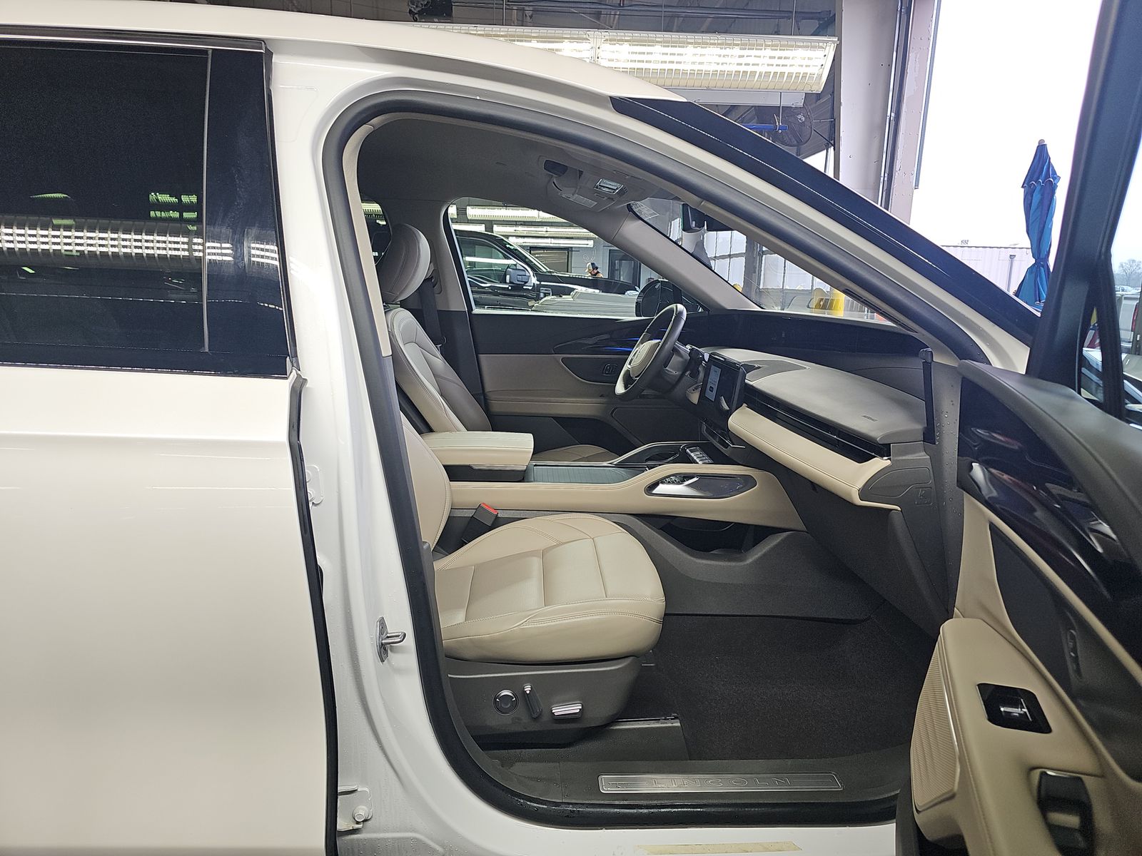 2025 Lincoln Nautilus Premiere AWD