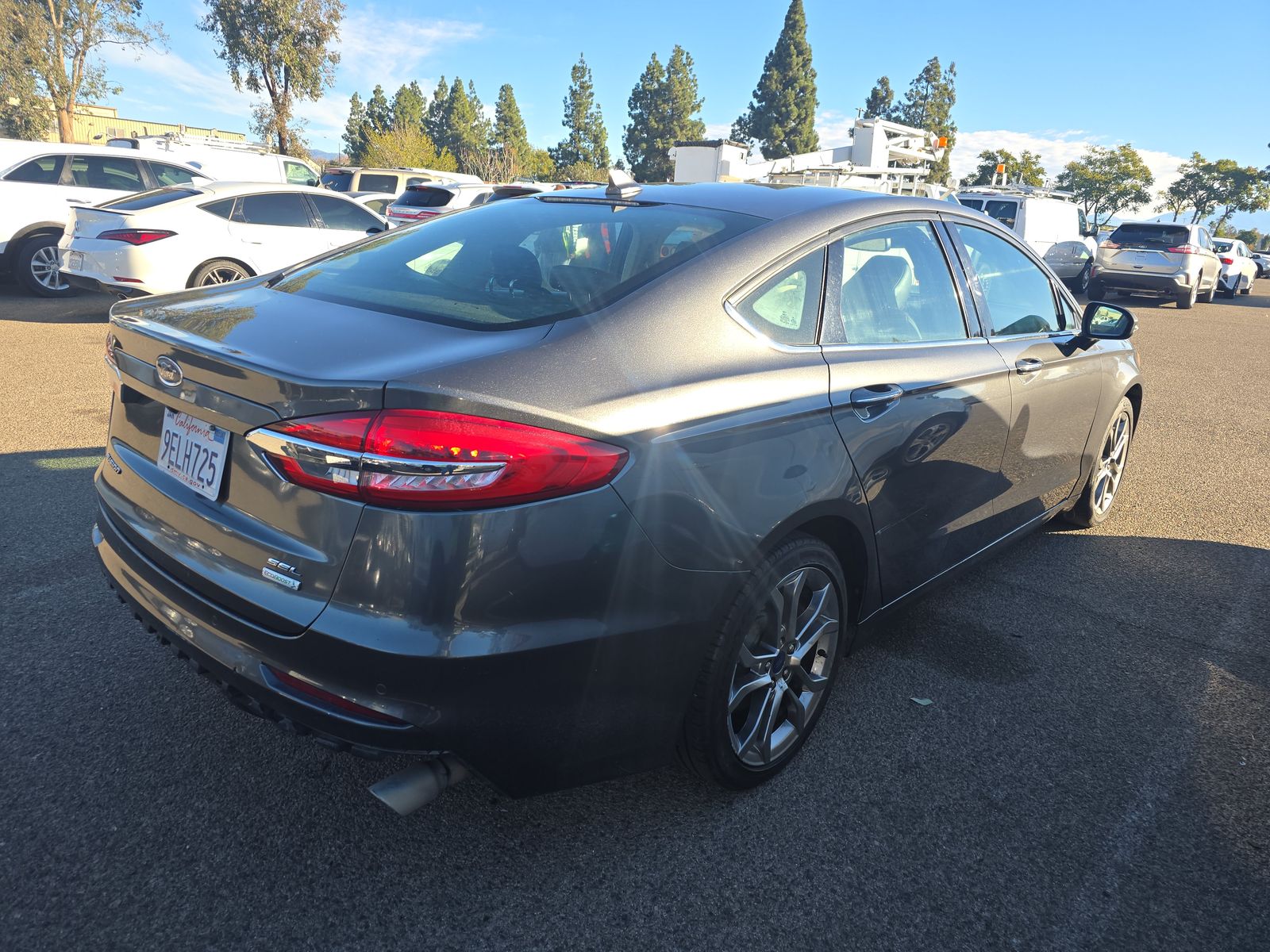 2020 Ford Fusion SEL FWD