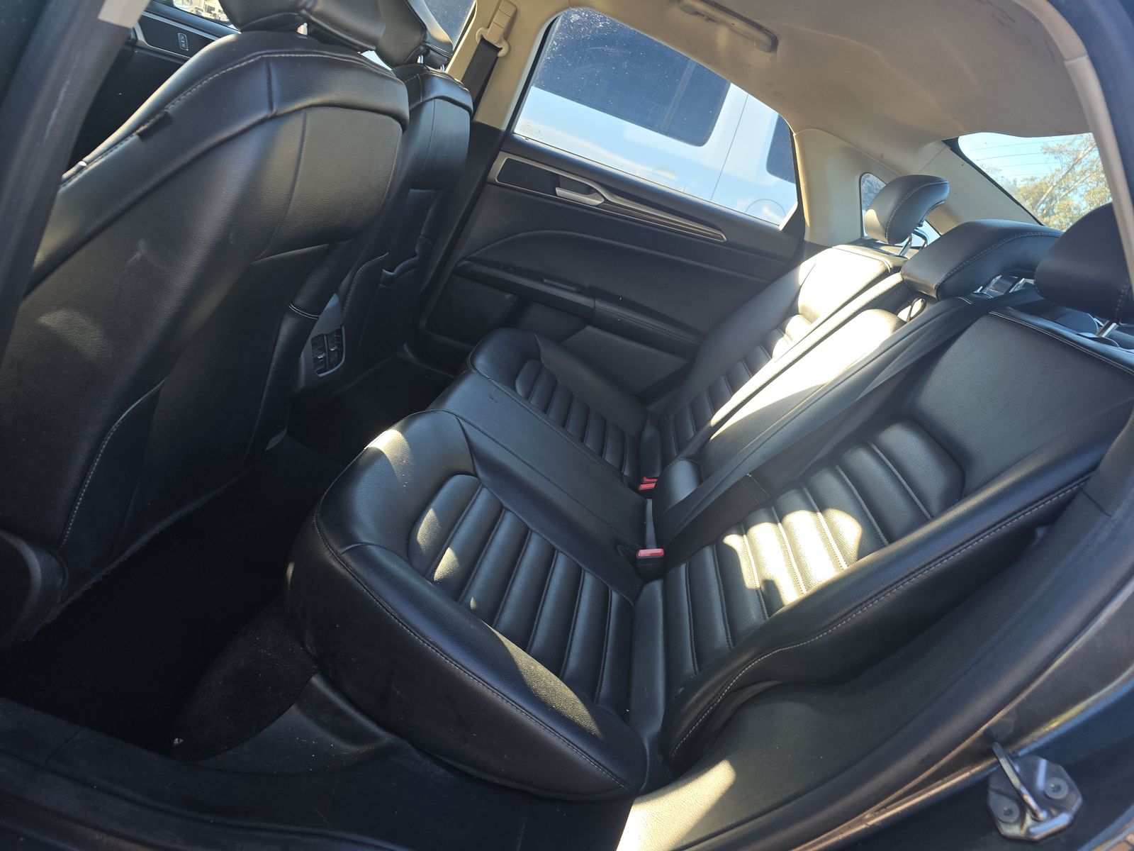 2020 Ford Fusion SEL FWD