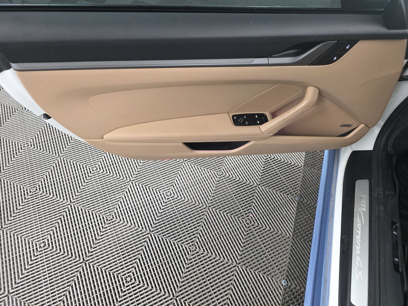 2024 Porsche 911 Carrera 4S AWD