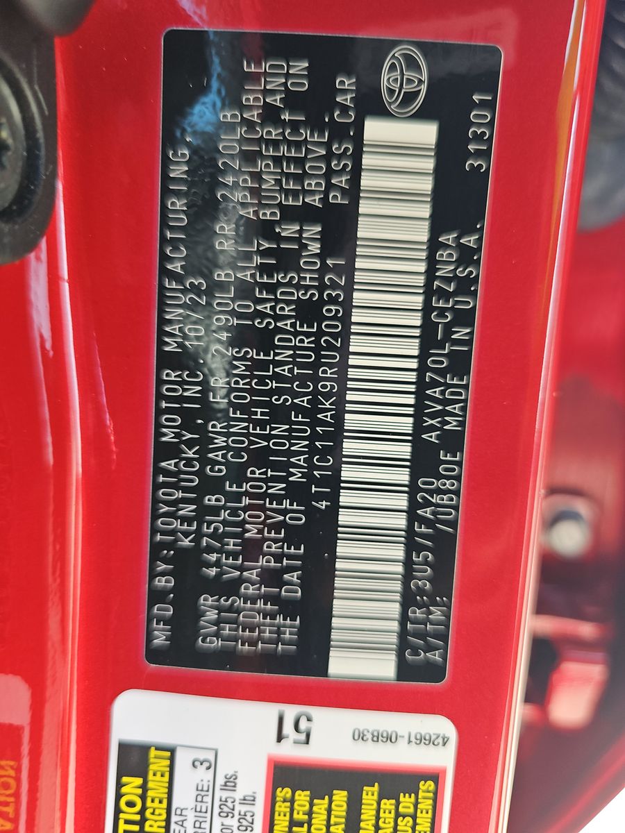 2024 Toyota Camry LE FWD