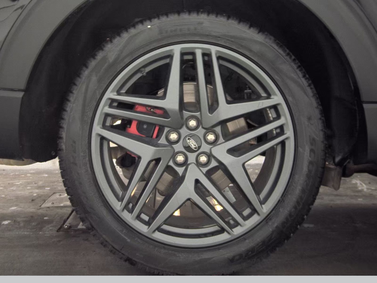 2025 Ford Explorer ST-Line AWD