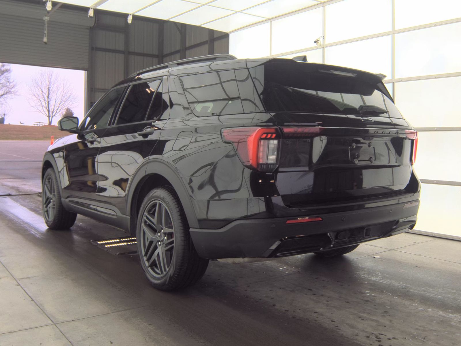 2025 Ford Explorer ST-Line AWD