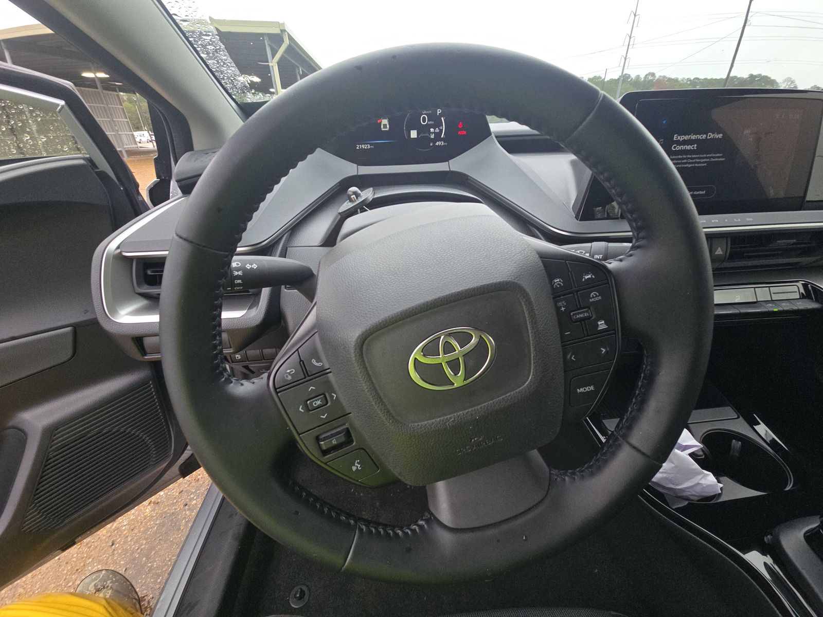 2025 Toyota Prius LE FWD