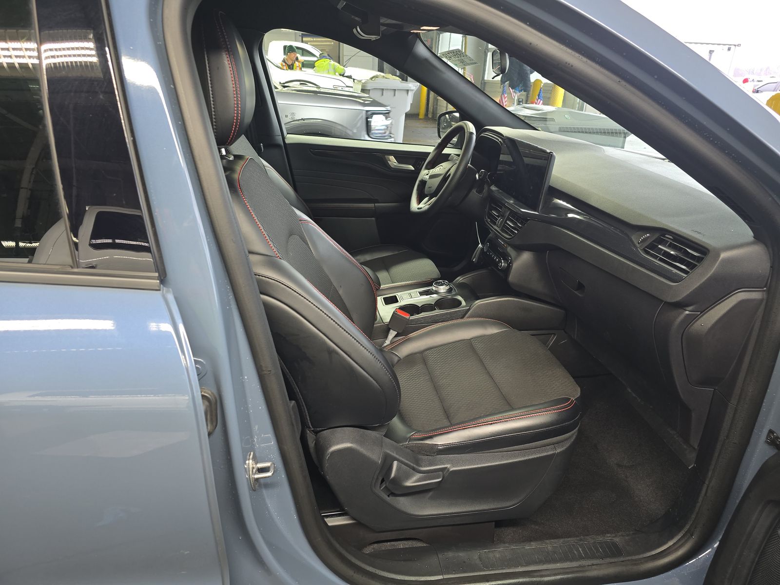 2025 Ford Escape Hybrid ST-Line FWD