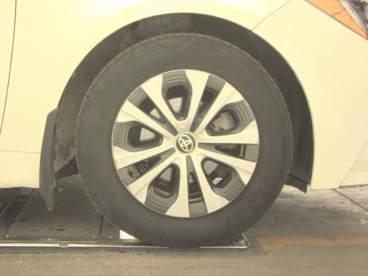 2021 Toyota Corolla Hybrid LE FWD