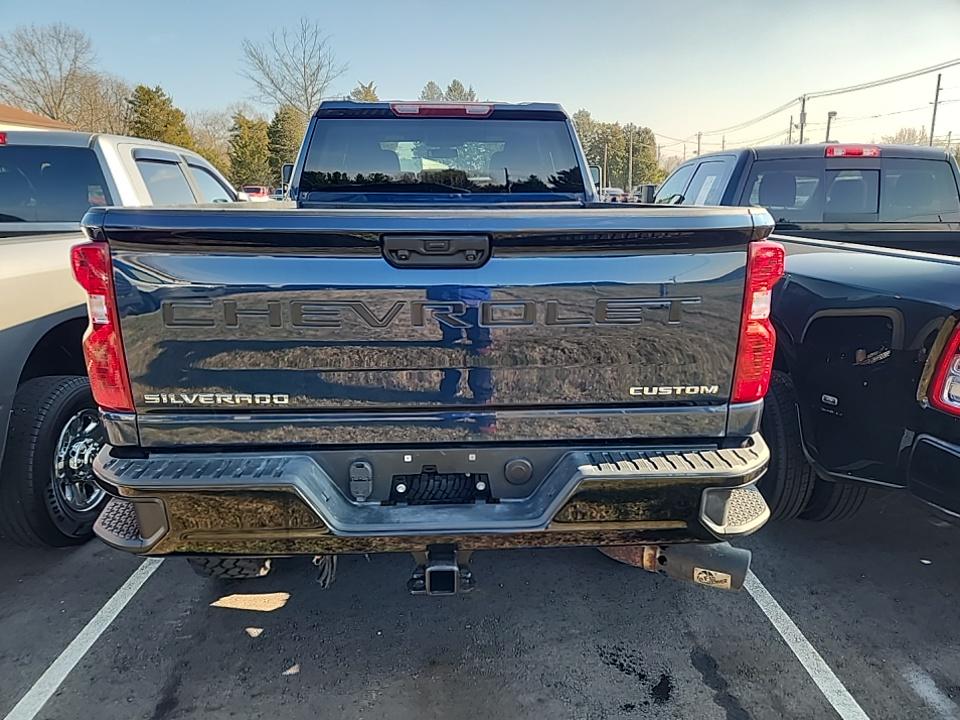 2023 Chevrolet Silverado 2500HD Custom AWD
