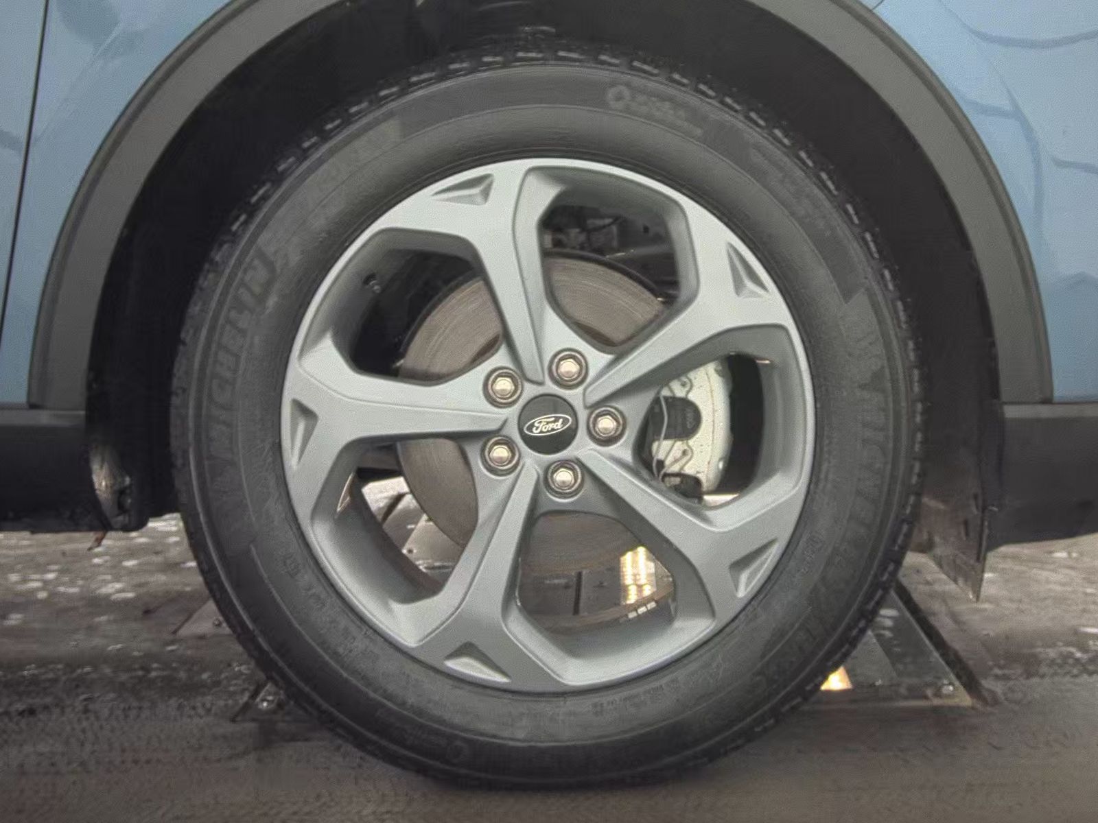 2025 Ford Escape Hybrid ST-Line FWD