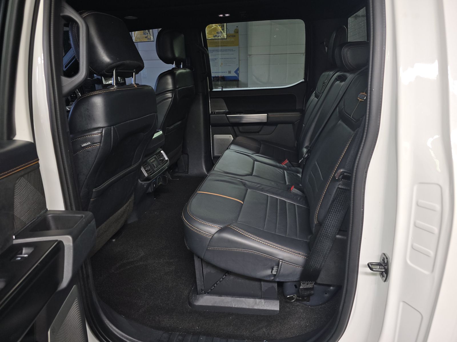 2022 Ford F-150 Hybrid Platinum AWD