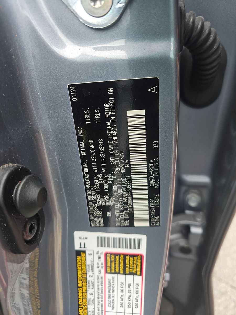 2024 Toyota Highlander LE FWD