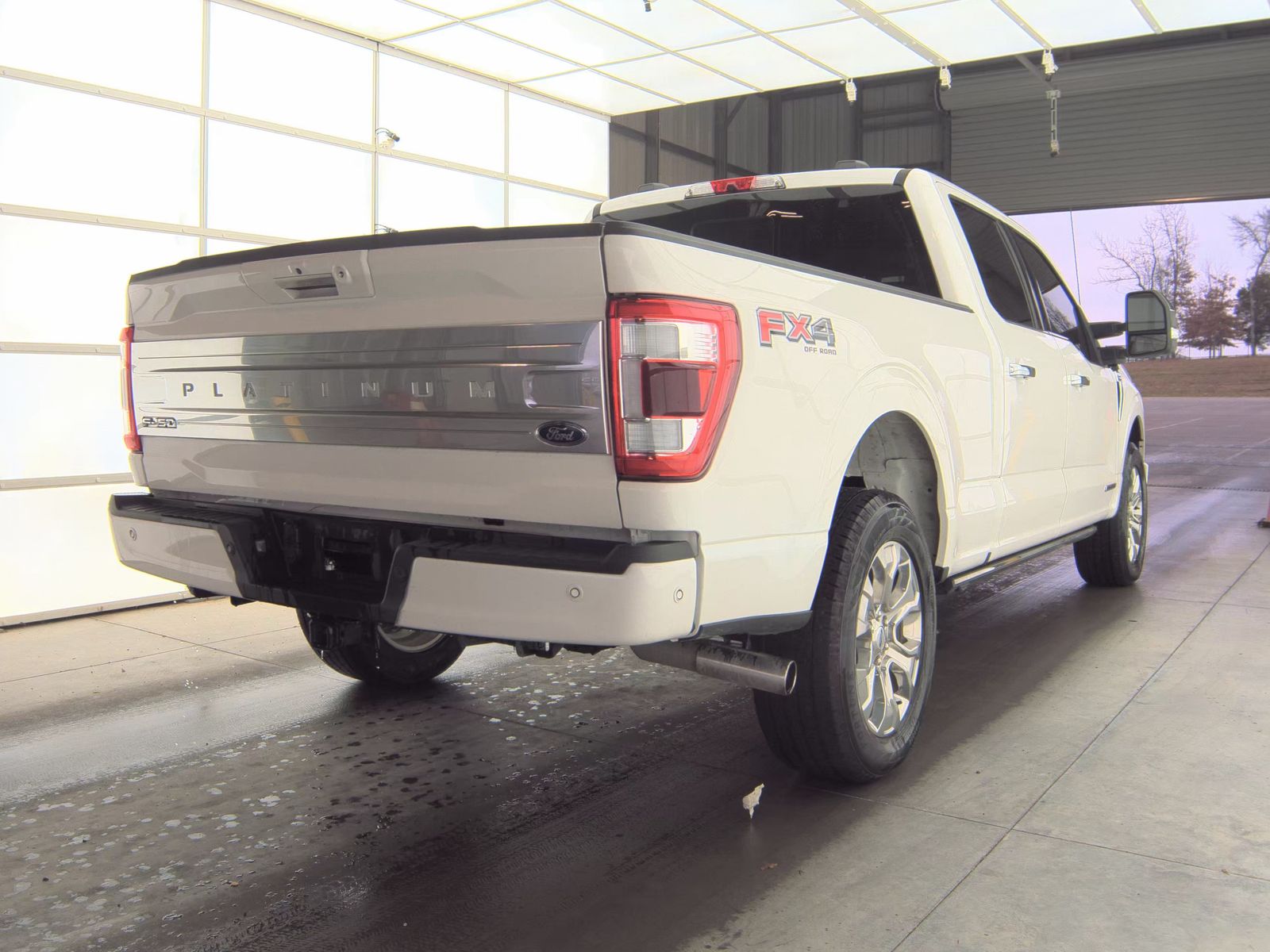 2022 Ford F-150 Hybrid Platinum AWD