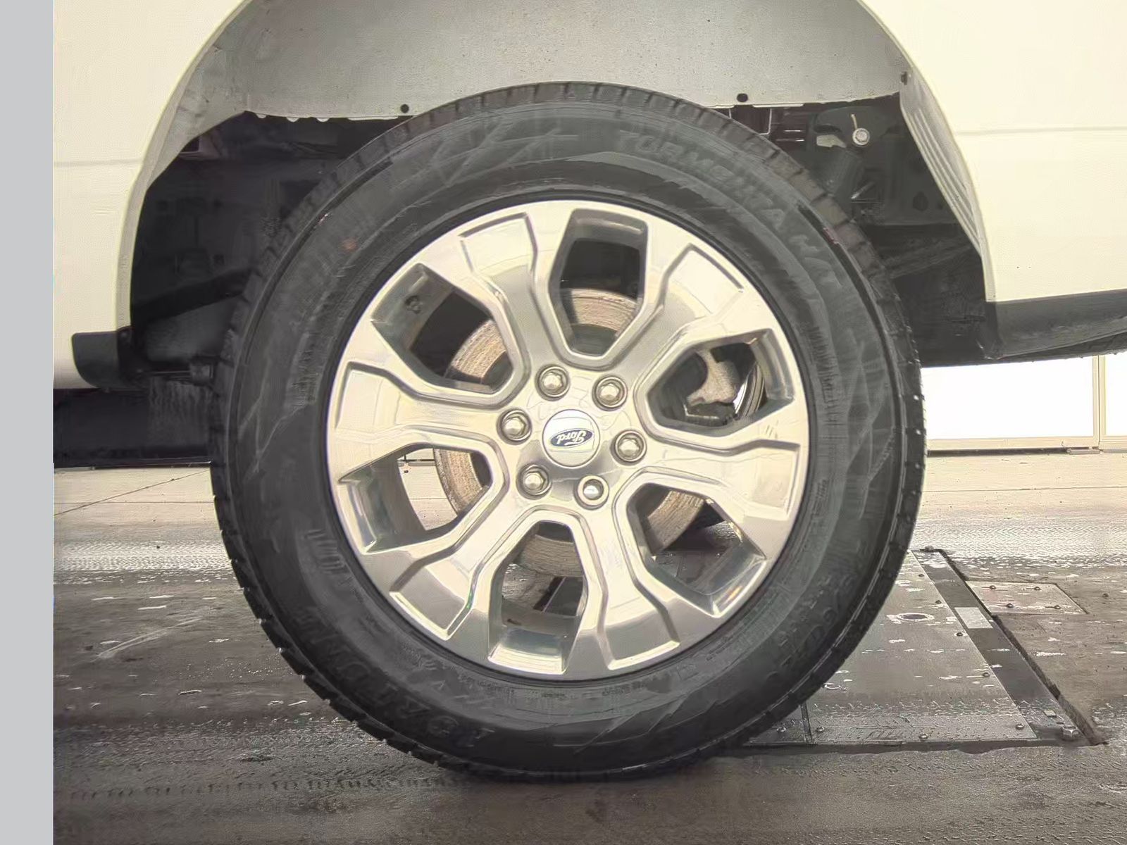 2022 Ford F-150 Hybrid Platinum AWD