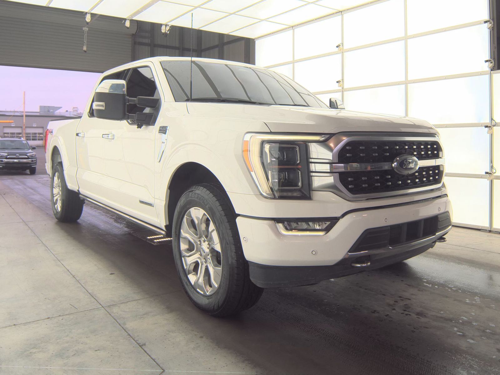 2022 Ford F-150 Hybrid Platinum AWD
