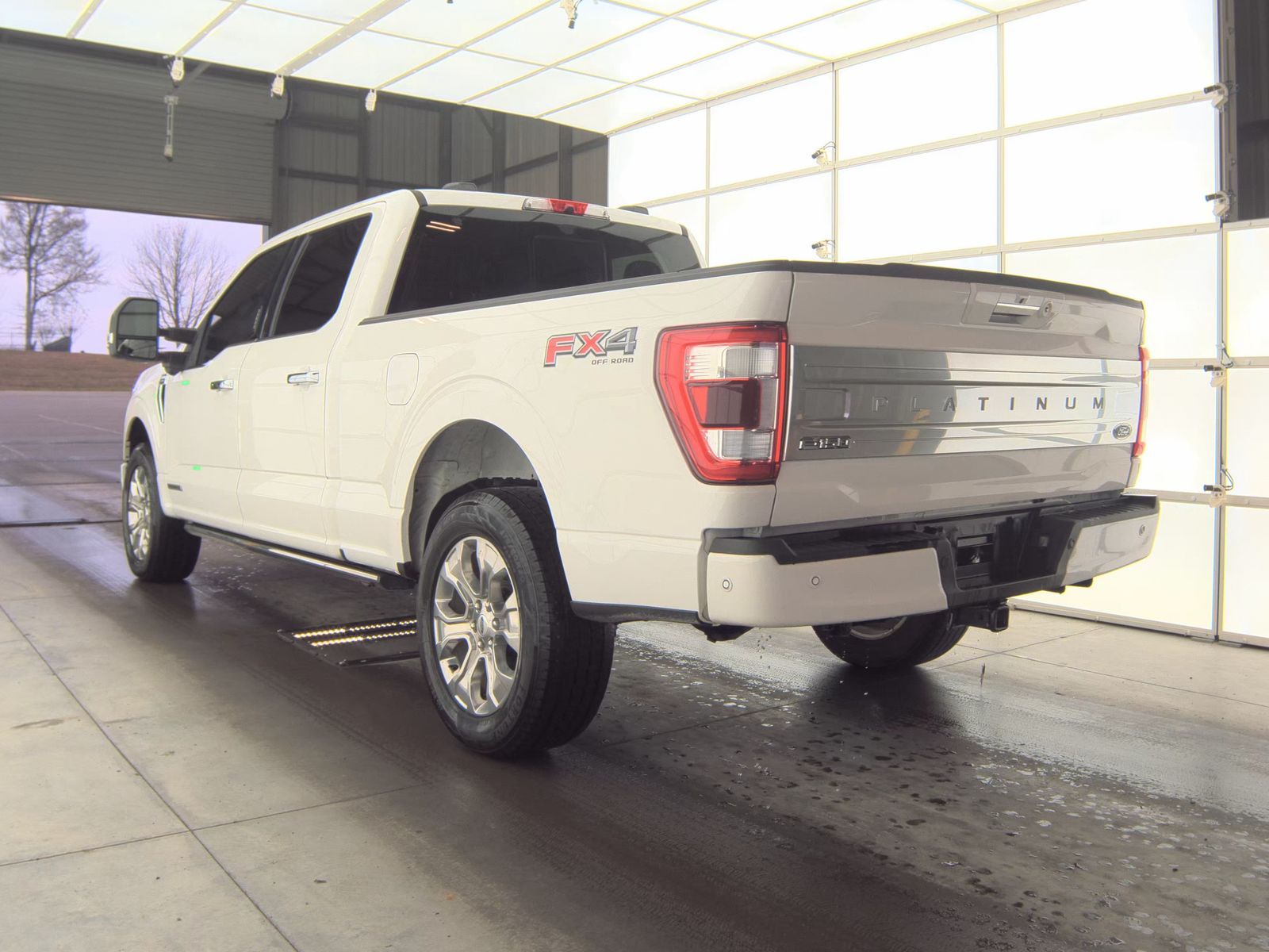 2022 Ford F-150 Hybrid Platinum AWD