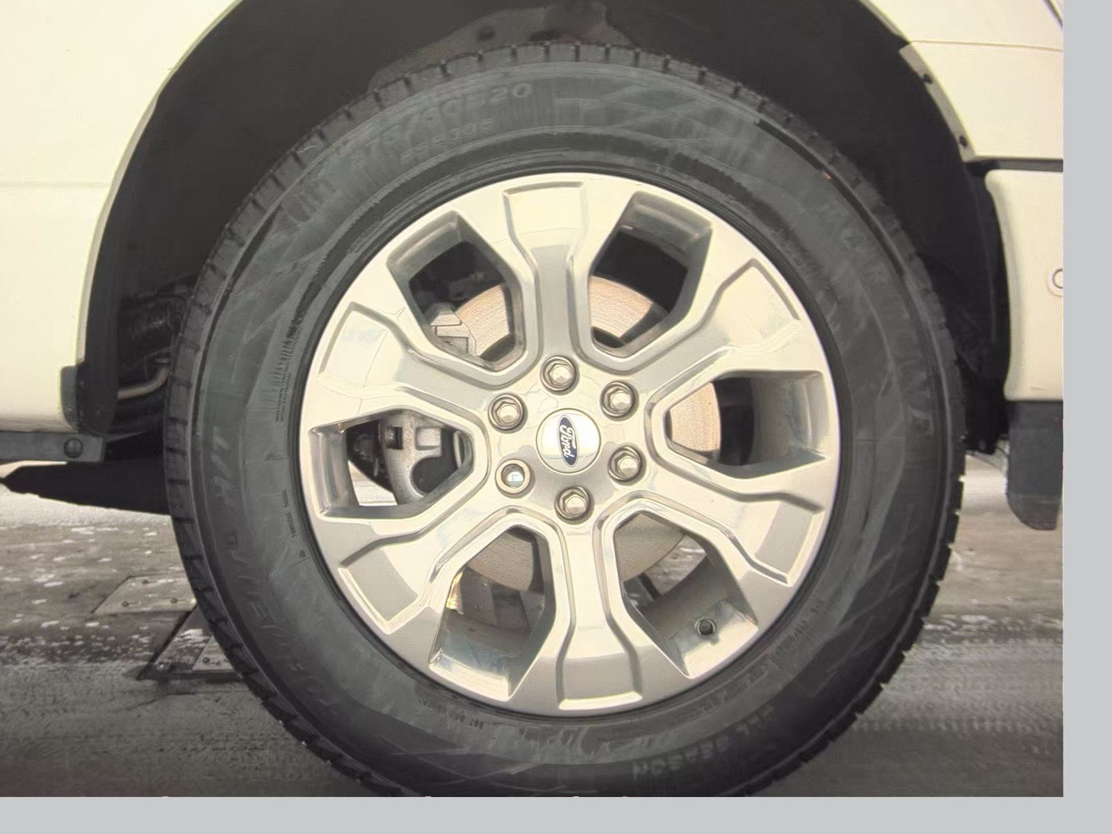 2022 Ford F-150 Hybrid Platinum AWD