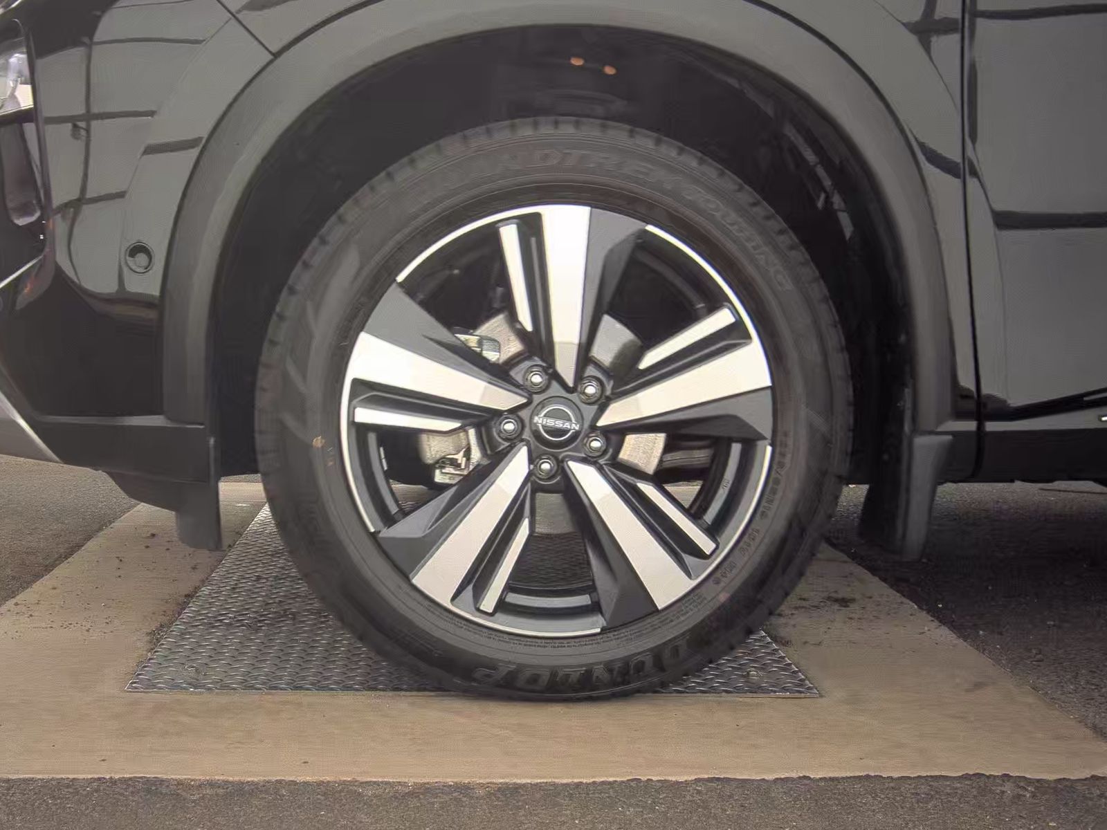 2023 Nissan Rogue Platinum AWD