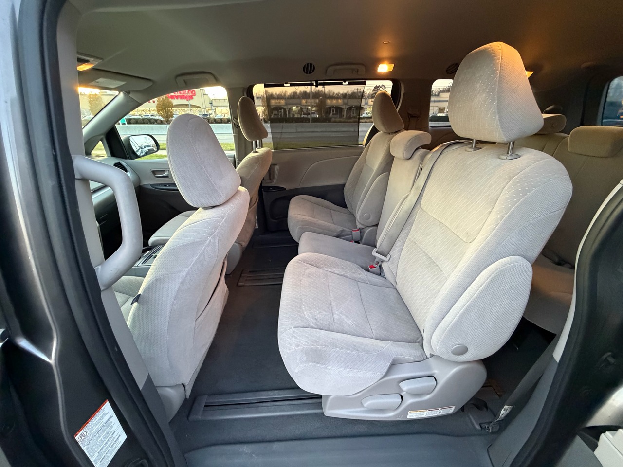 2020 Toyota Sienna LE FWD