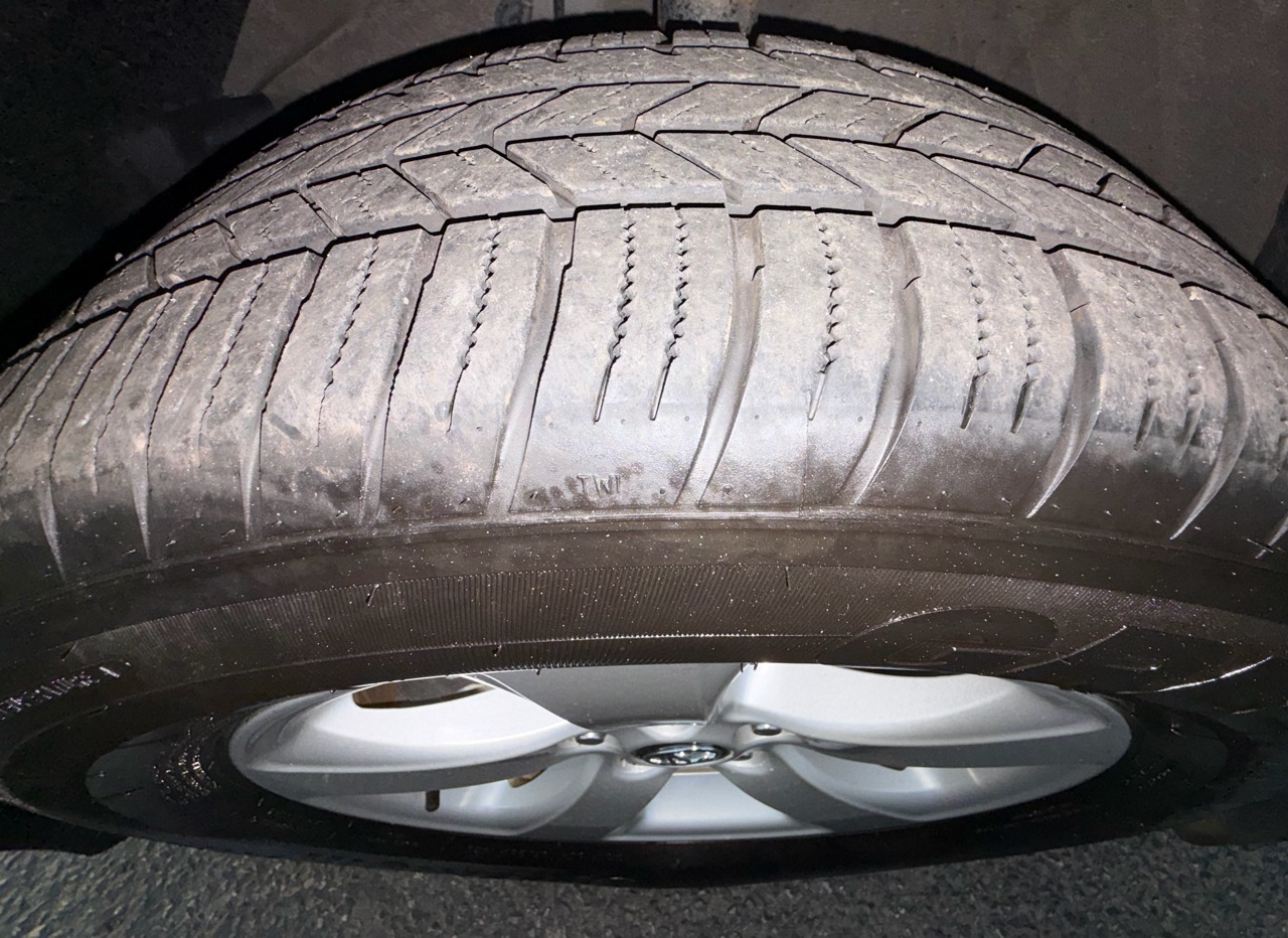 2020 Toyota Sienna LE FWD