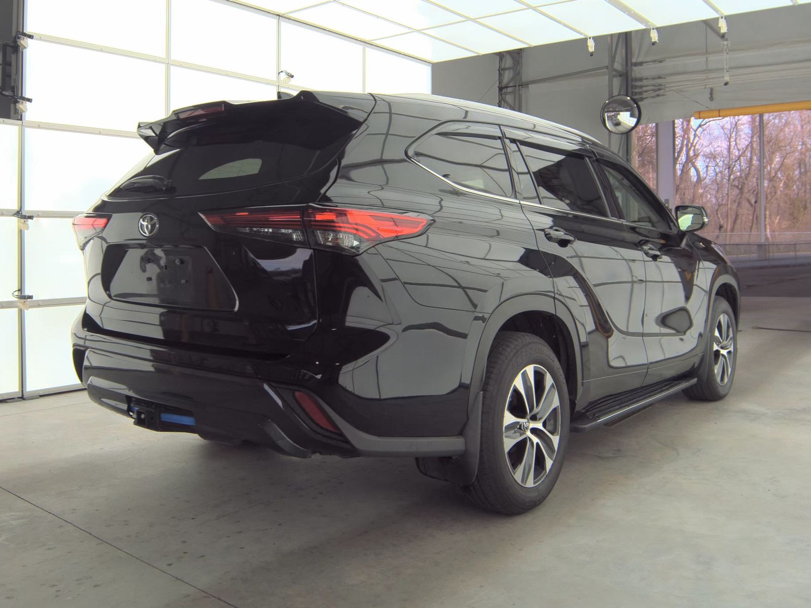 2022 Toyota Highlander XLE AWD