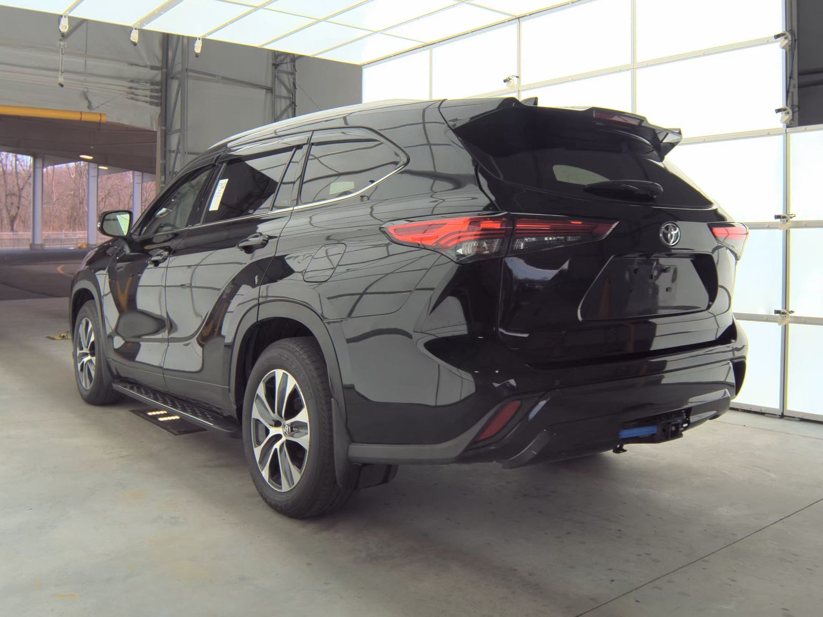 2022 Toyota Highlander XLE AWD