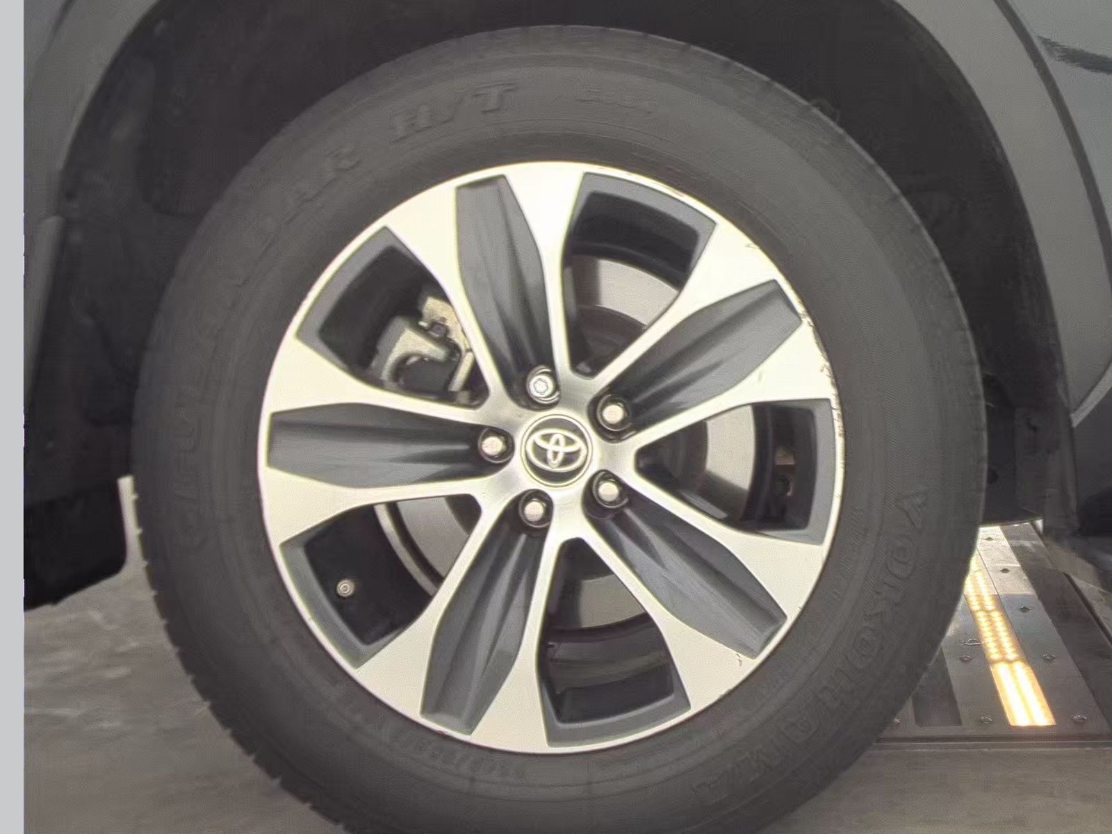 2022 Toyota Highlander XLE AWD