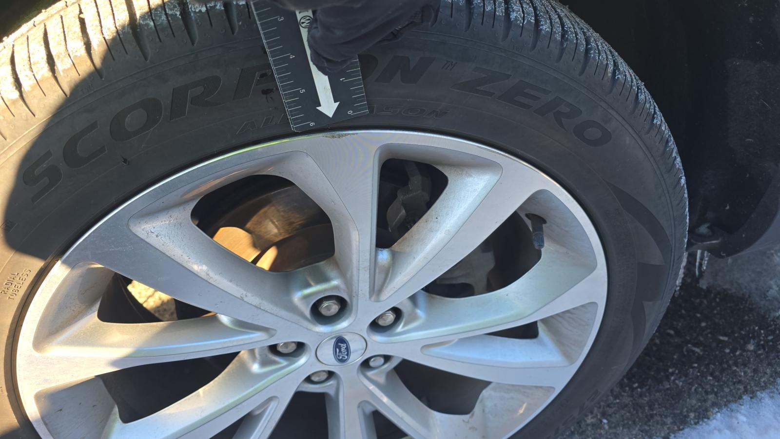 2022 Ford Explorer Platinum AWD