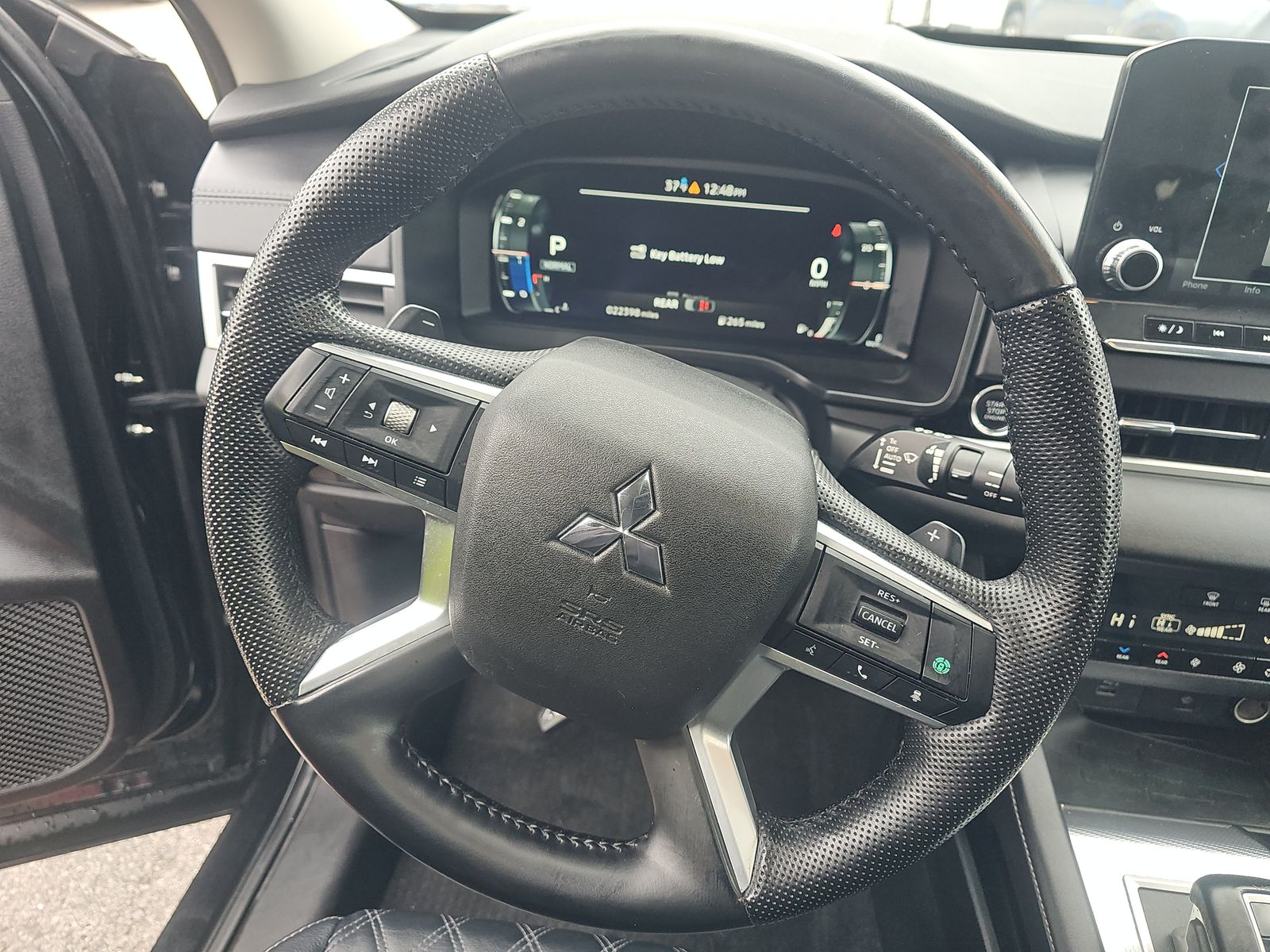 2024 Mitsubishi Outlander SEL FWD