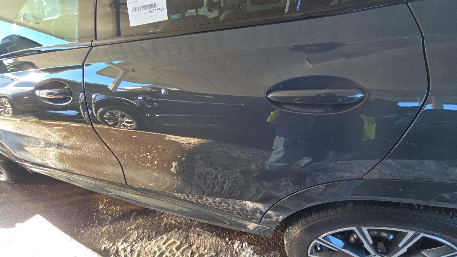 2023 BMW X6 xDrive40i AWD