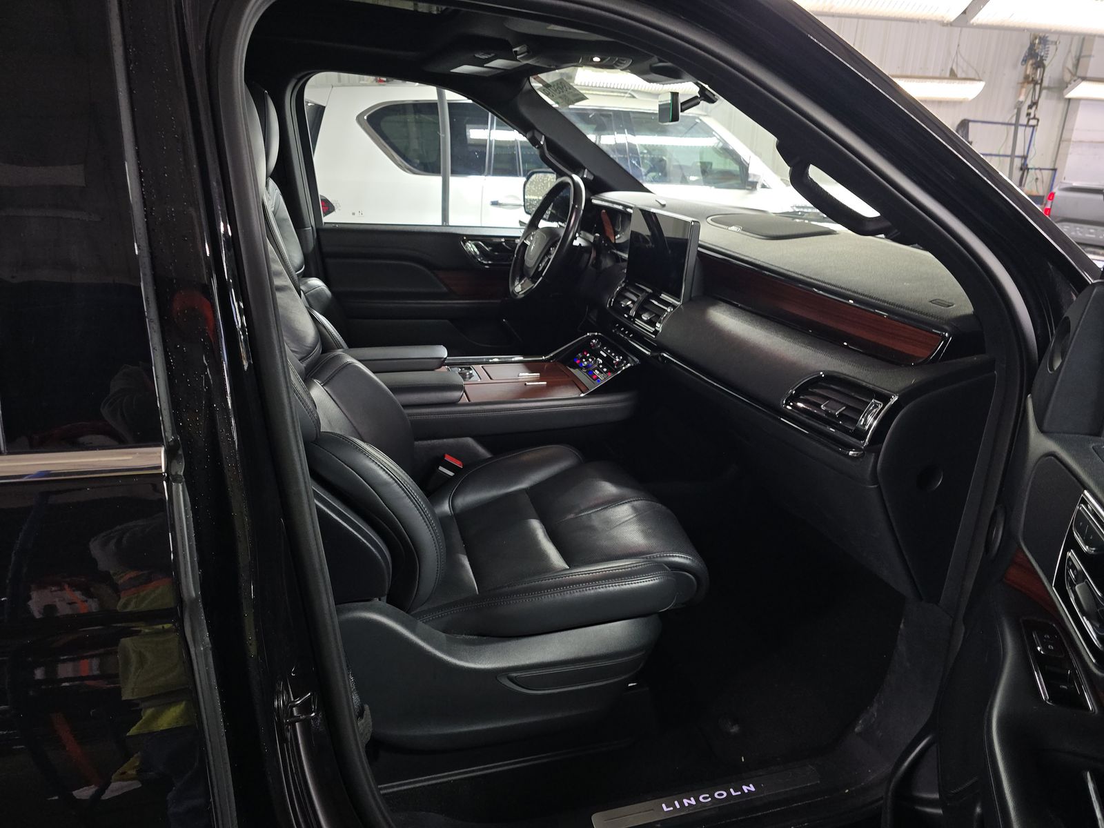 2024 Lincoln Navigator Reserve AWD