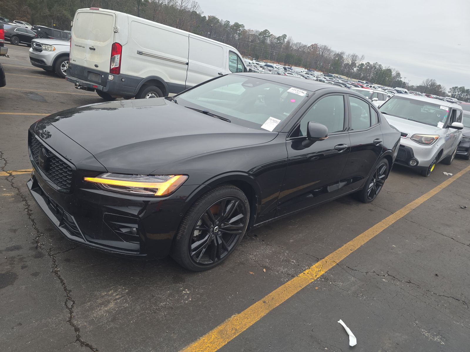 2023 Volvo S60 B5 Plus AWD