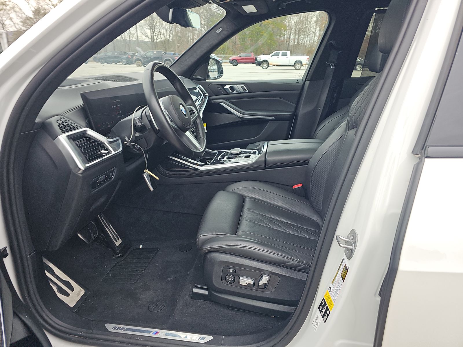 2023 BMW X7 xDrive40i AWD