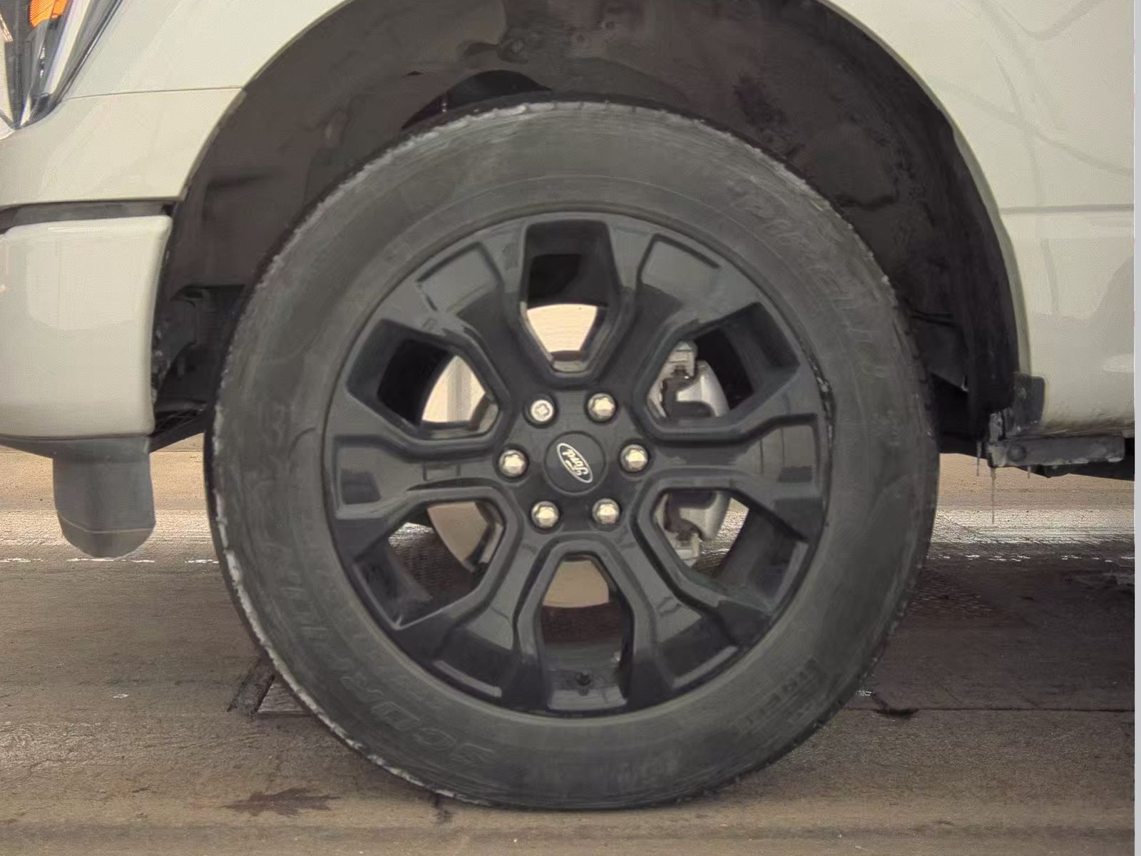 2023 Ford F-150 Hybrid XLT AWD