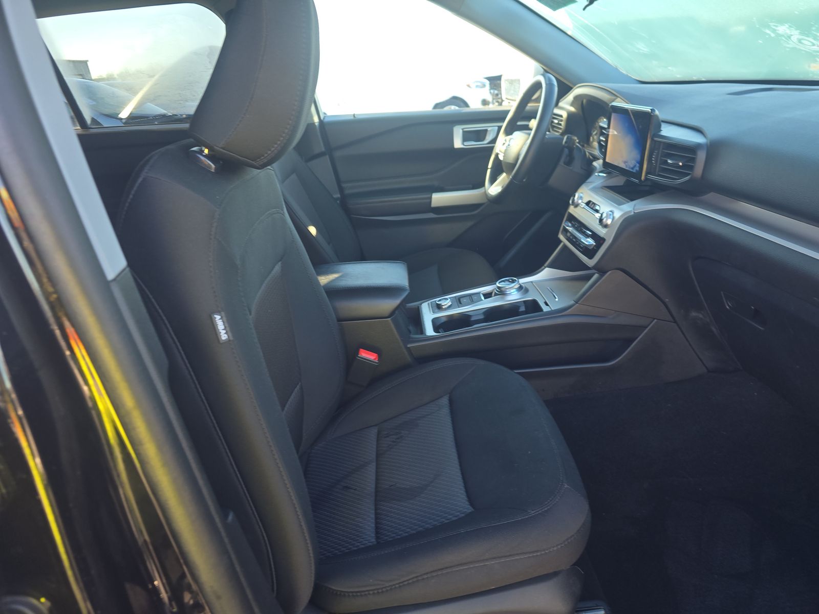 2023 Ford Explorer XLT AWD